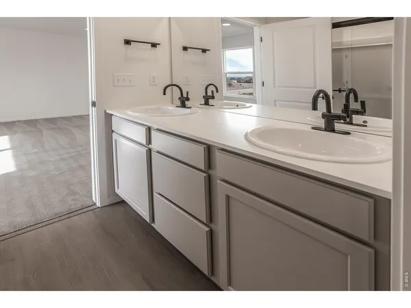 $434,330 | 4912 Autumn Leaf Drive, Timnath, CO 80547