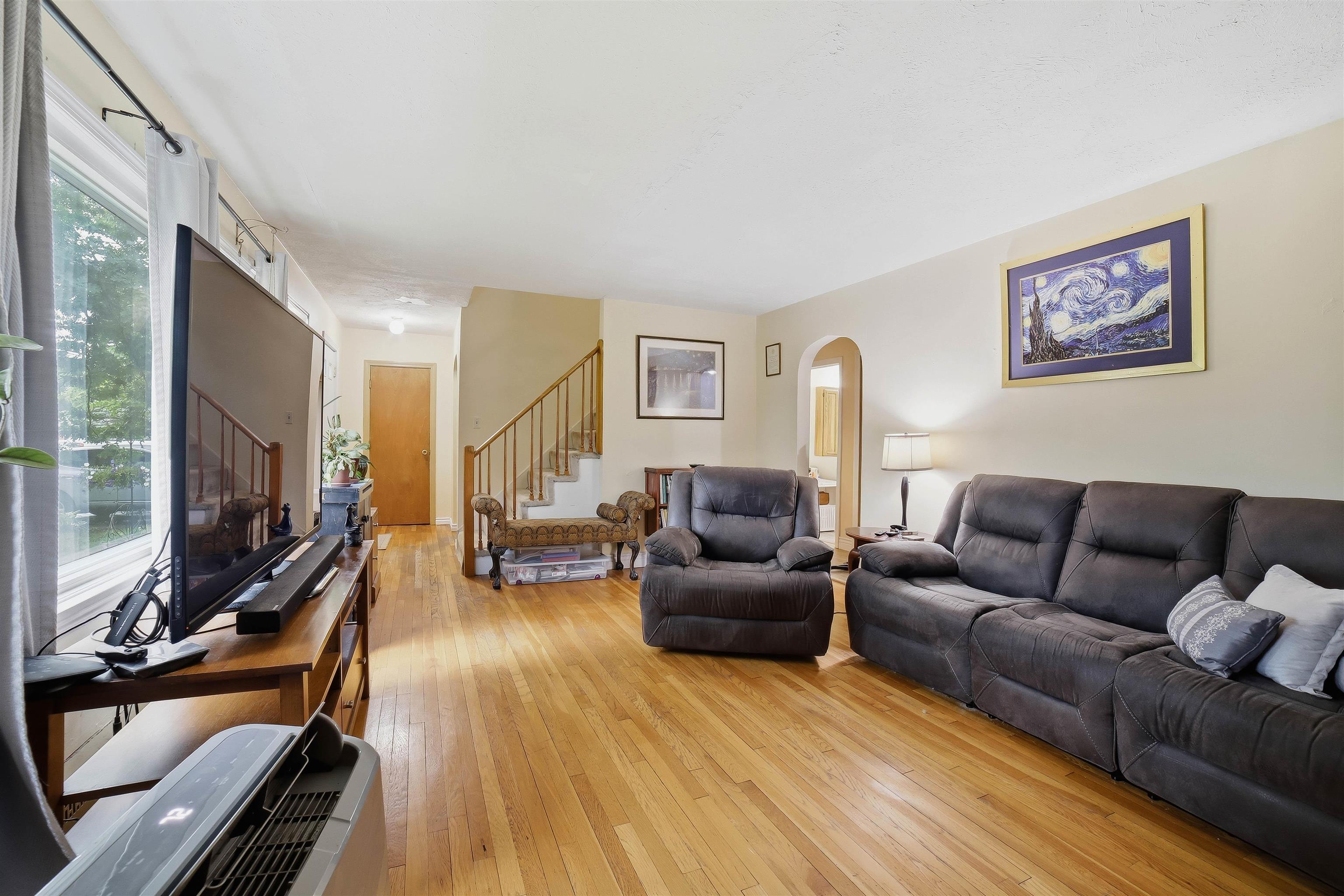 2073 Goffs Falls Road Manchester, NH 03103 - Photo 13 of 39