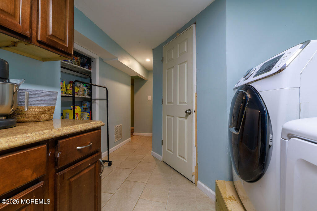 17 Hampton Road Howell, NJ 07731 - Photo 27 of 30 817A6898-HDR