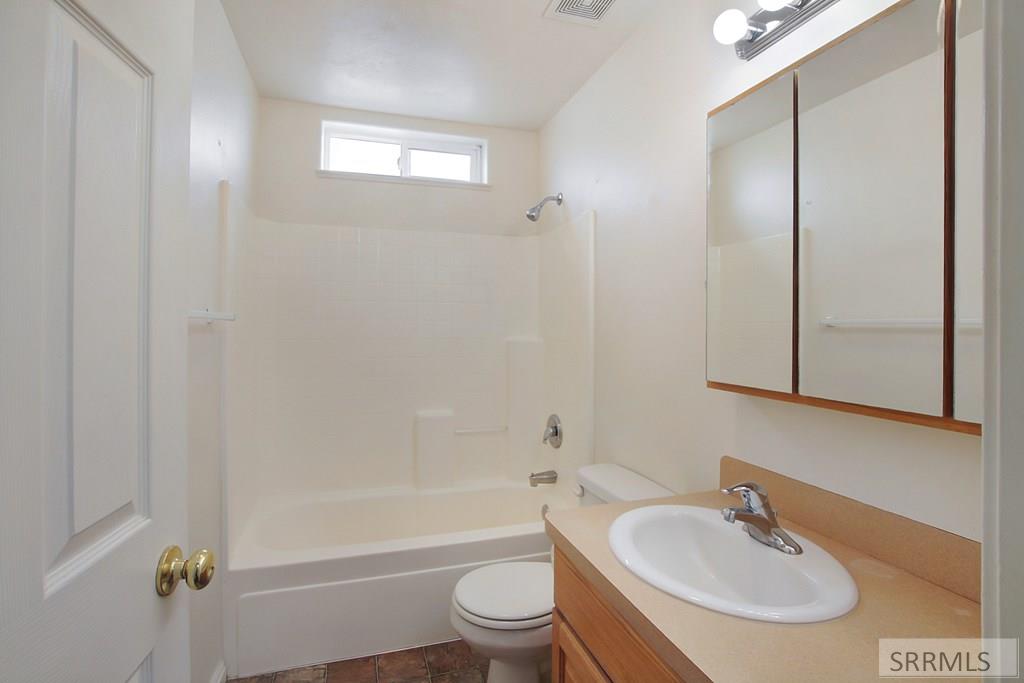 1122 Matchpoint Drive Ammon, ID 83406 - Photo 11 of 12