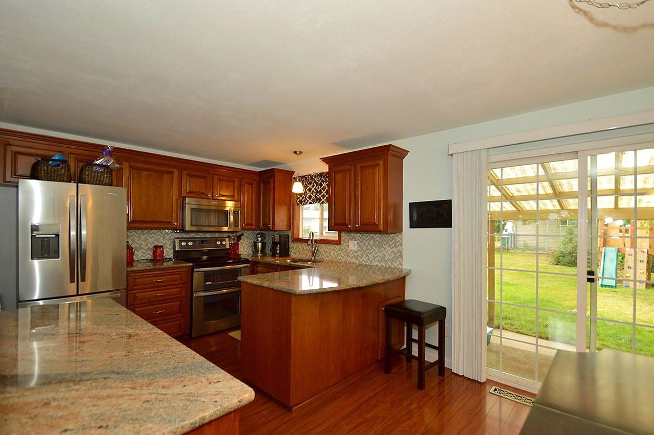 1024 South St Charles Road Veradale, WA 99037 - Photo 6 of 20