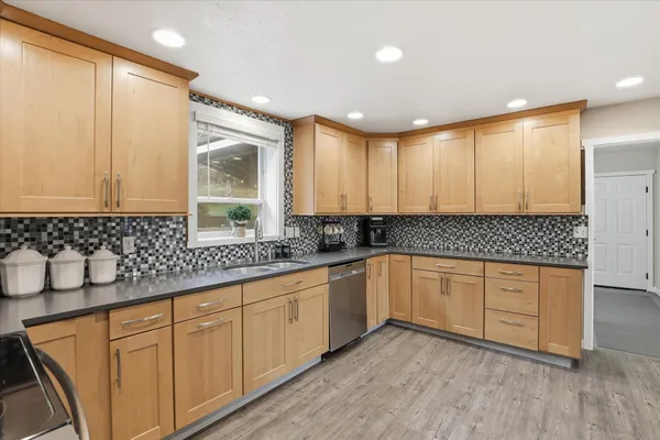 $514,900 | 4001 North Palouse Road, Colfax, WA 99111