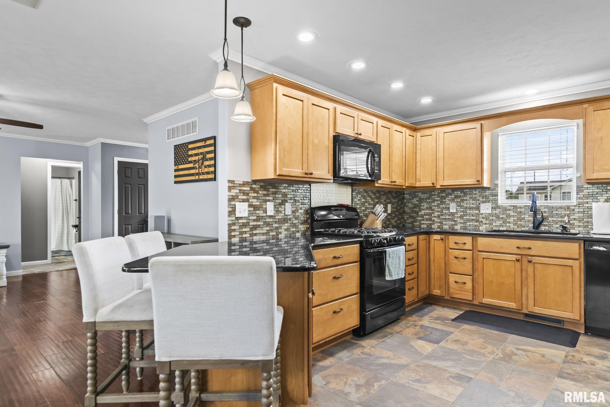 3904 Peach Tree Drive Springfield, IL 62711 - Photo 10 of 40