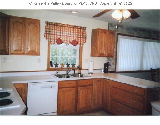 659 Fairview Road Gay, WV 25244 - Photo 6 of 16 Kitchen.