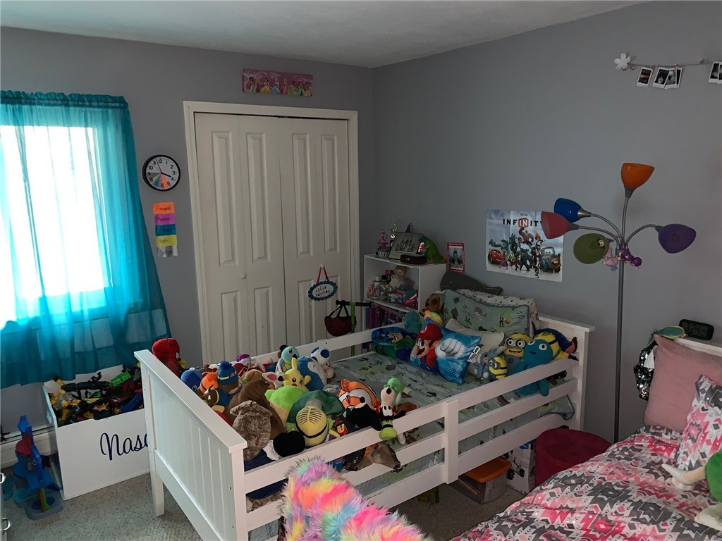 400 New River Road, Unit 305 Lincoln, RI 02838 - Photo 6 of 6 LARGE BEDROOM WITH DOUBLE CLOSET