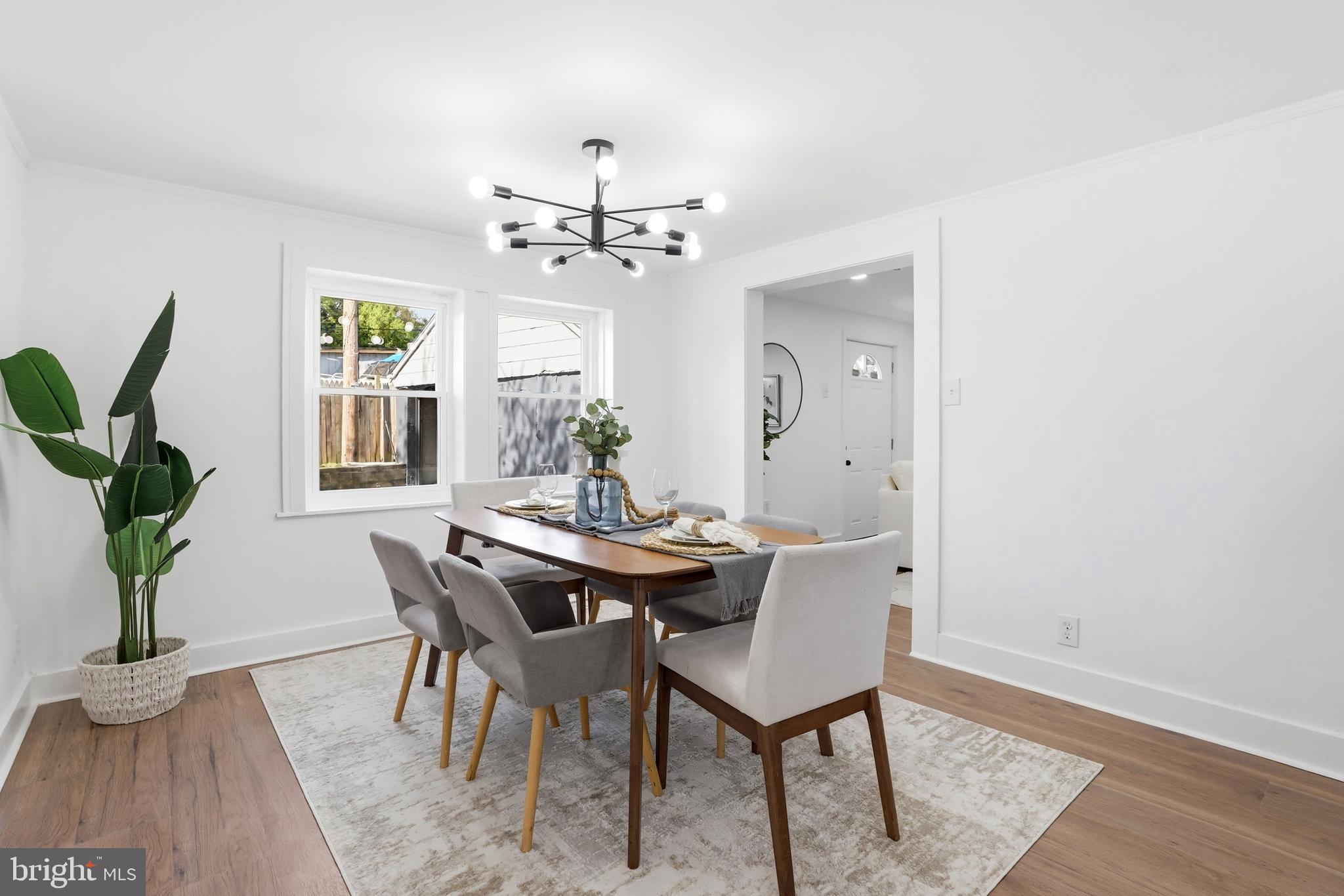 525 45th Street Baltimore, MD 21224 - Photo 12 of 36 Dining Room