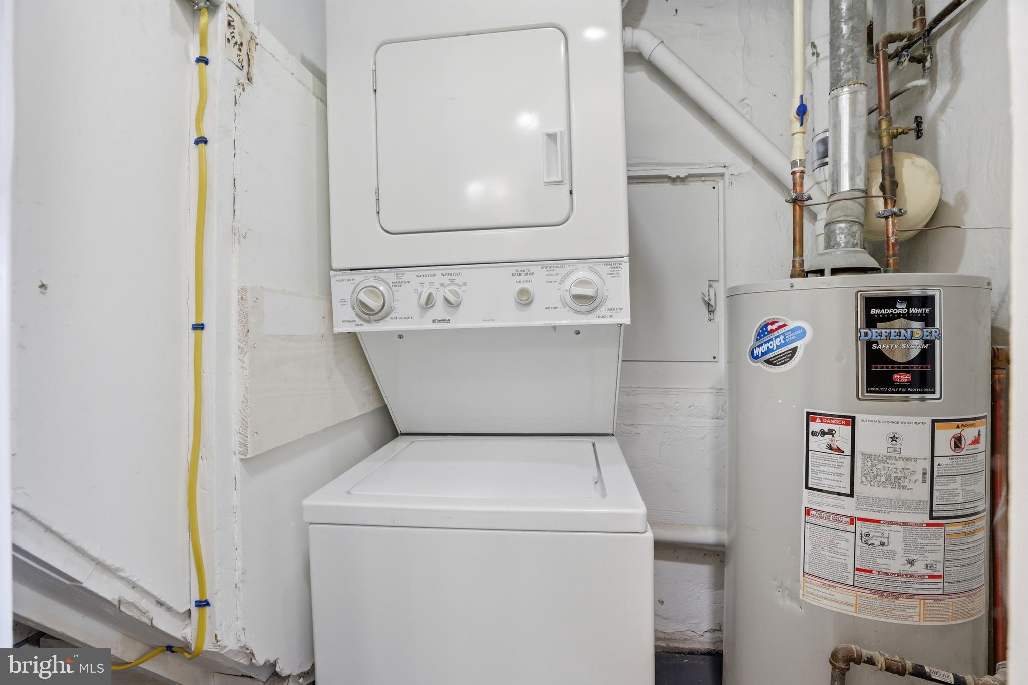 525 45th Street Baltimore, MD 21224 - Photo 15 of 36 Laundry