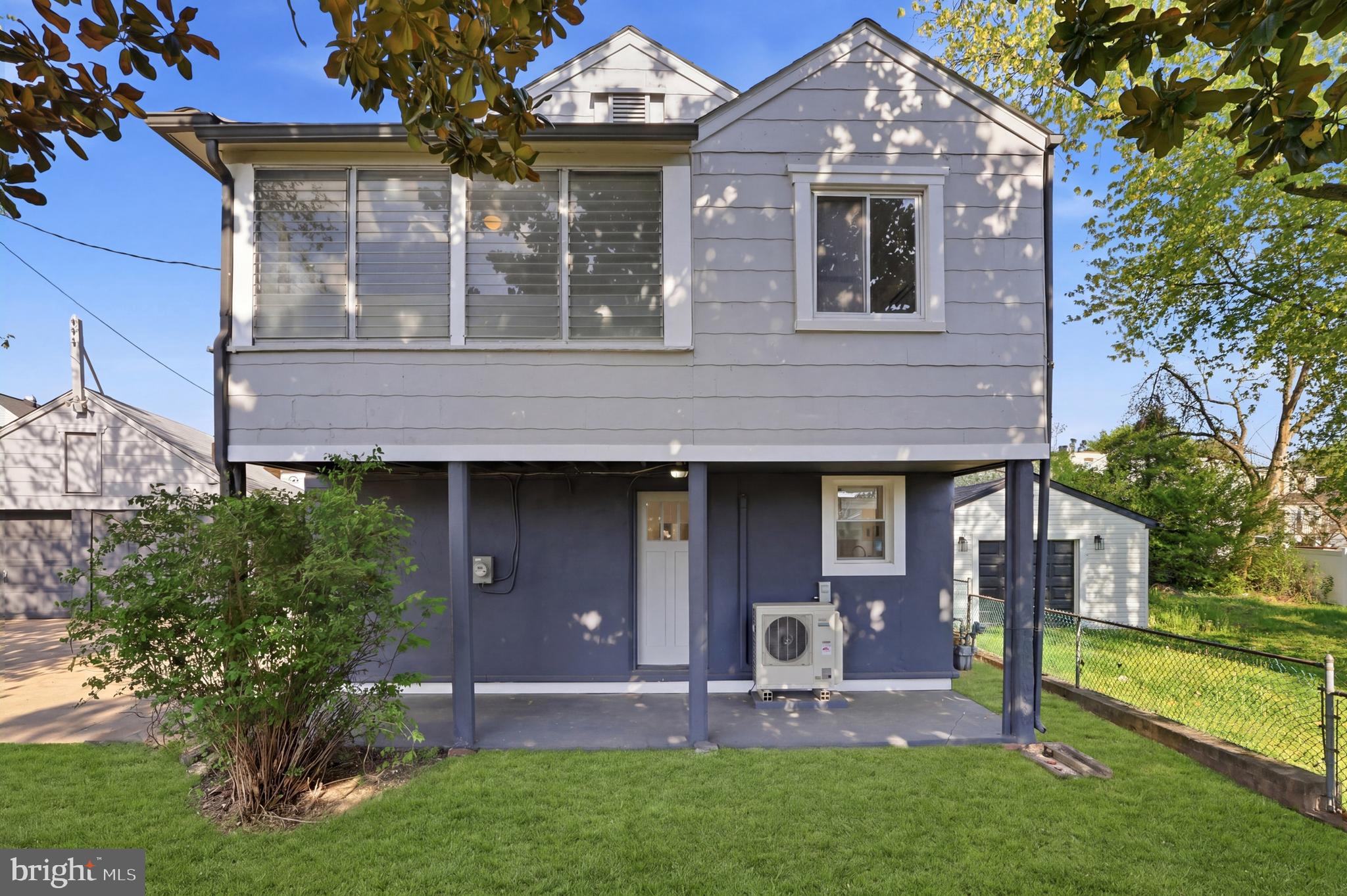 525 45th Street Baltimore, MD 21224 - Photo 29 of 36 Front of house