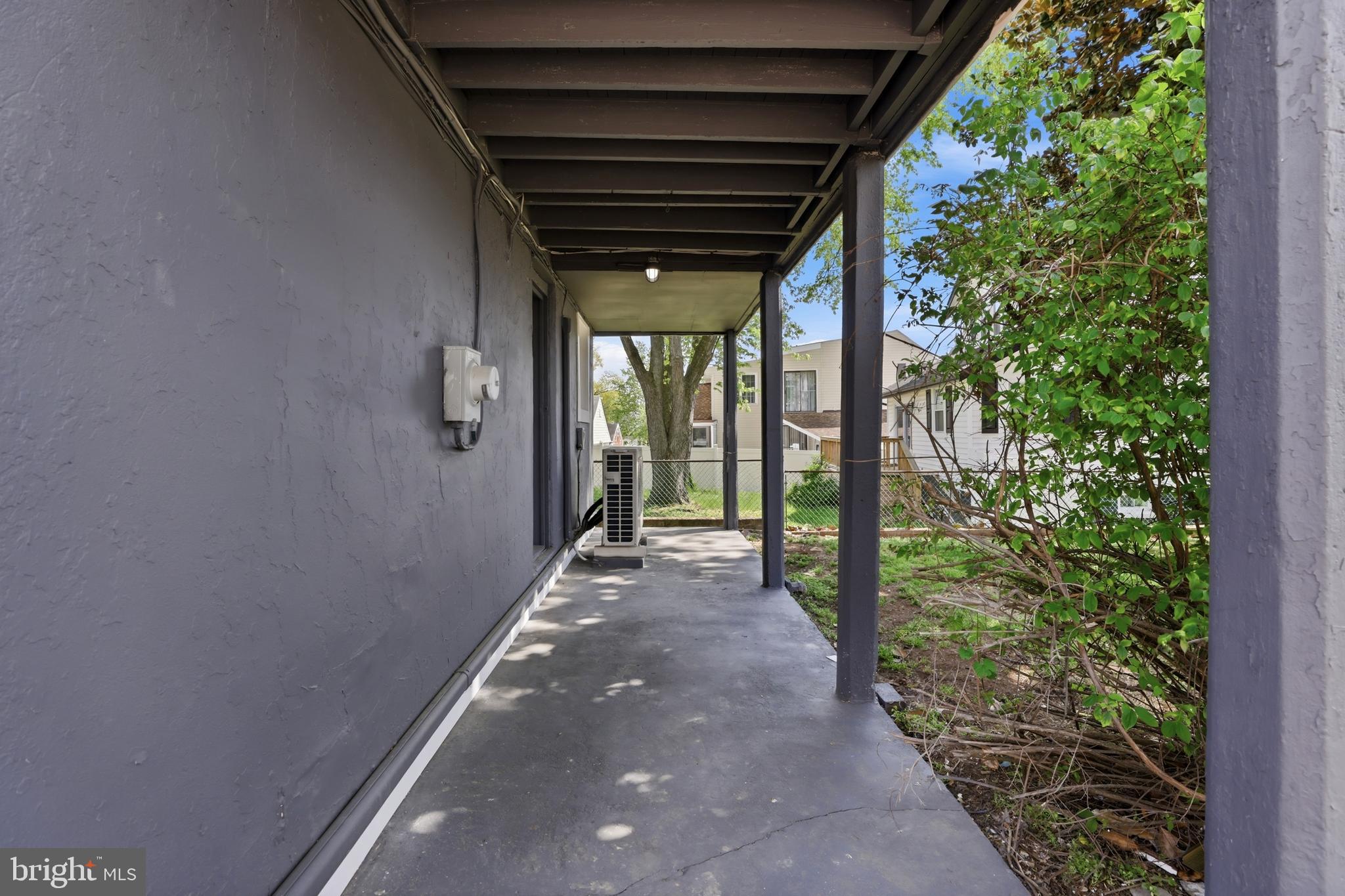 525 45th Street Baltimore, MD 21224 - Photo 30 of 36 Side