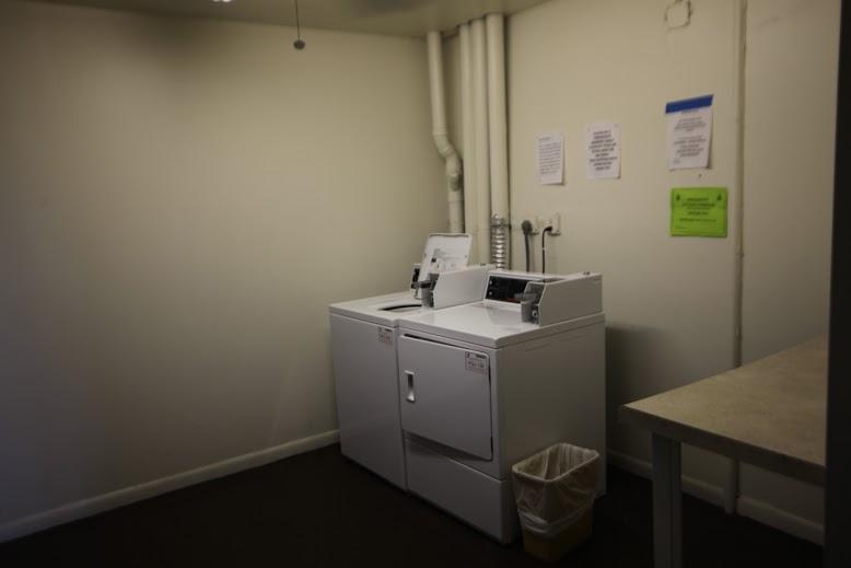 77 Suffolk B Boca Raton, FL 33434 - Photo 21 of 38 77 SUFFOLK LAUNDRY