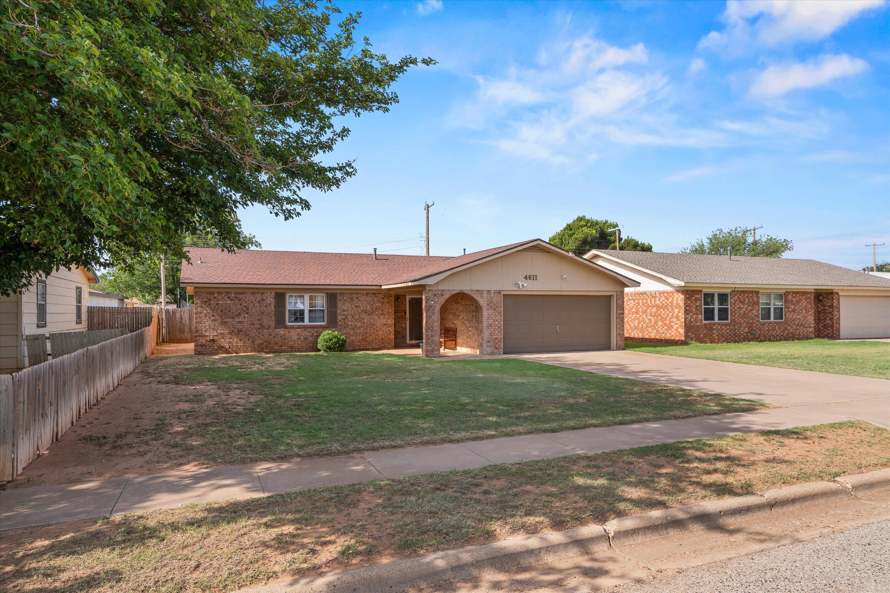 4611 Itasca Street Lubbock, TX 79416 - Photo 2 of 26 02-4611 Itasca St