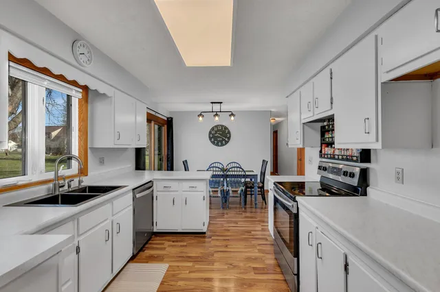 $230,000 | 330 8th Street East, Hector, MN 55342