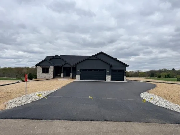 $959,990 | S8741 Mertinke Landing, Eleva, WI 54738