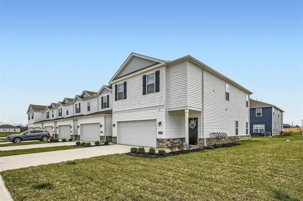 $2,300 | 6354 Ripken Street, Columbus, OH 43228