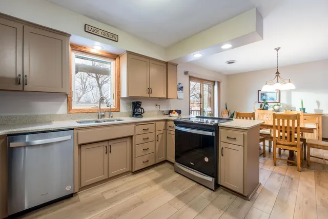 $729,000 | 1808 East Lake Geneva Road Northeast, Alexandria, MN 56308