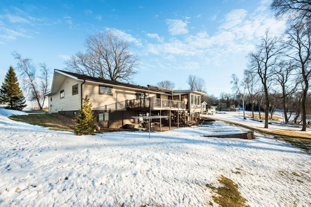 $729,000 | 1808 East Lake Geneva Road Northeast, Alexandria, MN 56308