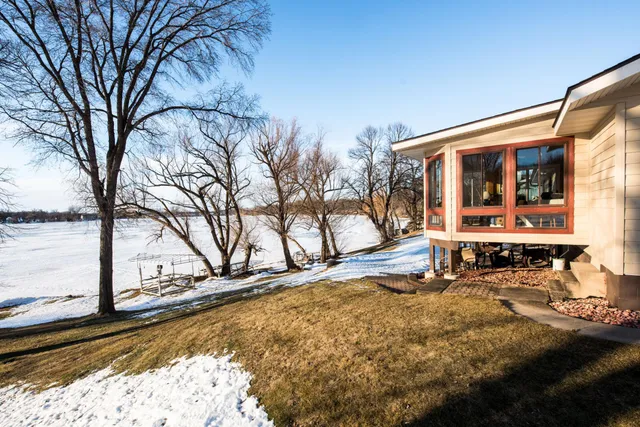 $729,000 | 1808 East Lake Geneva Road Northeast, Alexandria, MN 56308