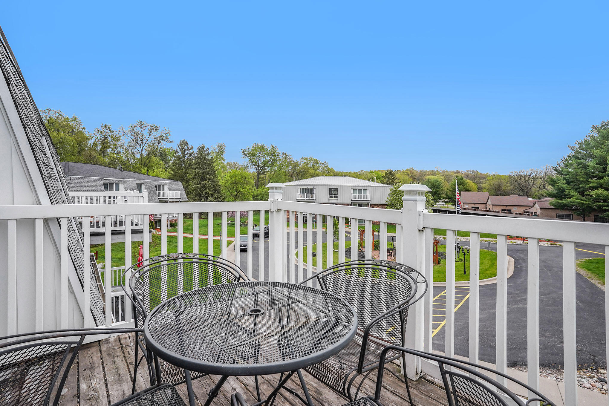 6714 Cascade Road Southeast, Unit 9 Grand Rapids, MI 49546 - Photo 4 of 20 Photo-May-04,-1-37-36-PM-2