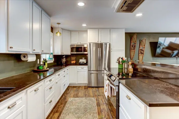 $579,500 | N7421 540th Street, Menomonie, WI 54751