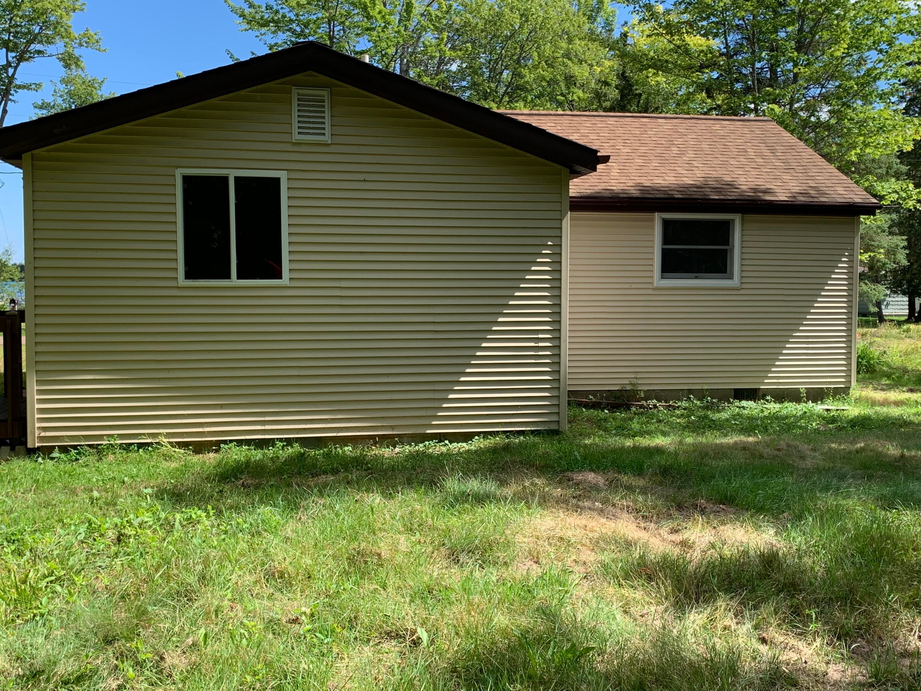 13792 South Cottage Road Barbeau, MI 49710 - Photo 15 of 38 Gallery Image 15