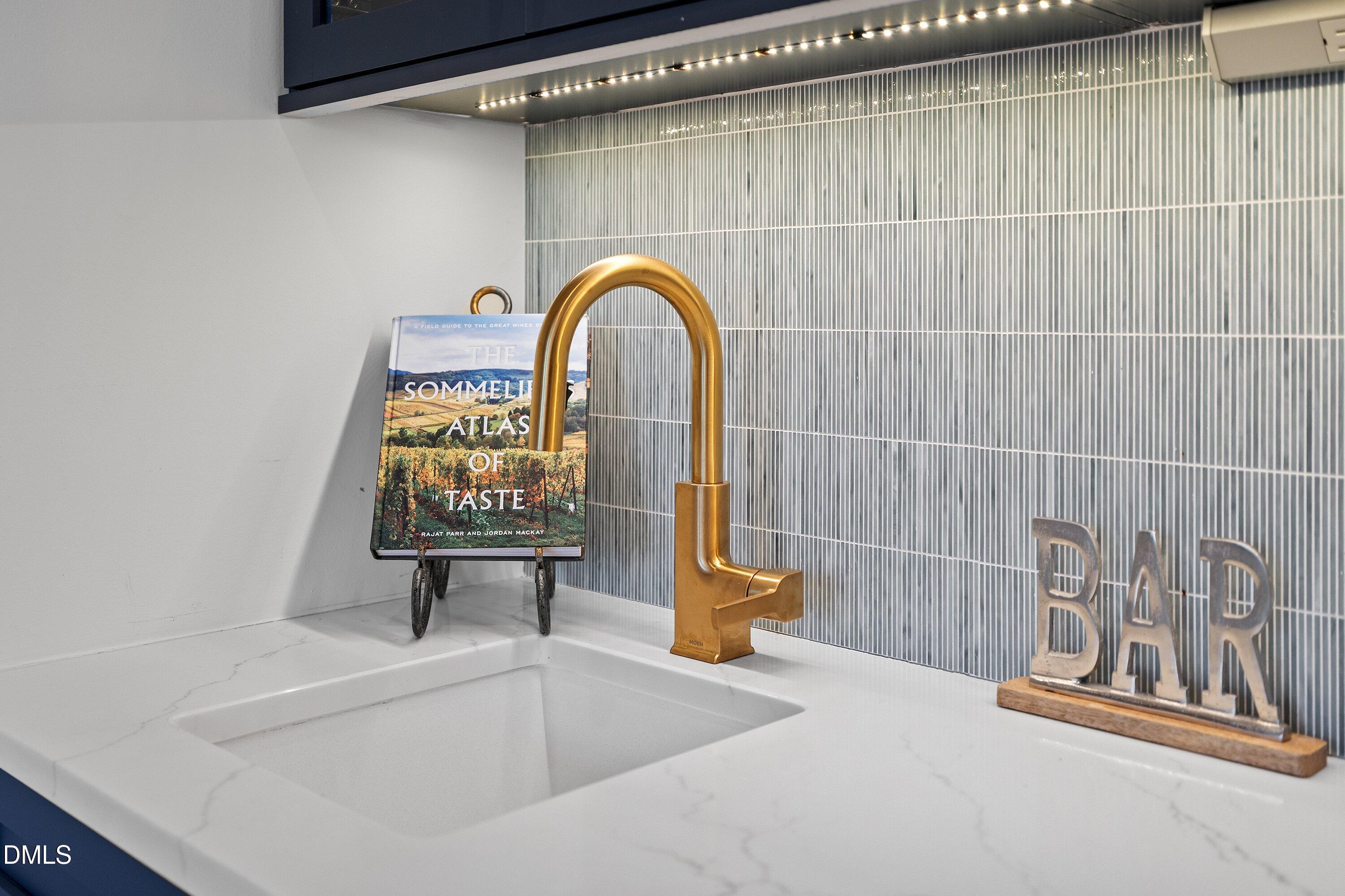 906 Brooks Avenue Raleigh, NC 27607 - Photo 30 of 64 10-906 Brooks_5622