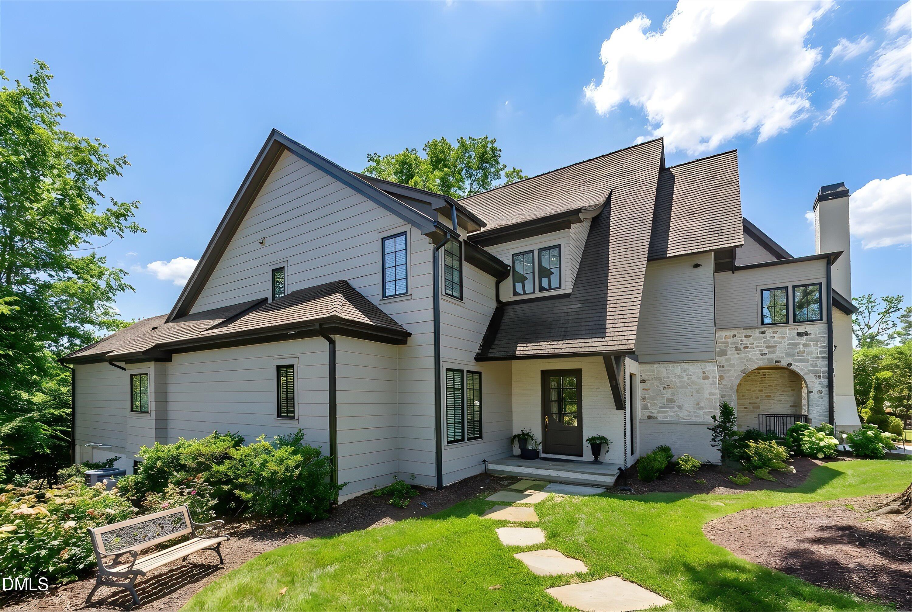 906 Brooks Avenue Raleigh, NC 27607 - Photo 6 of 64 08-906 Brooks _5636b (1)