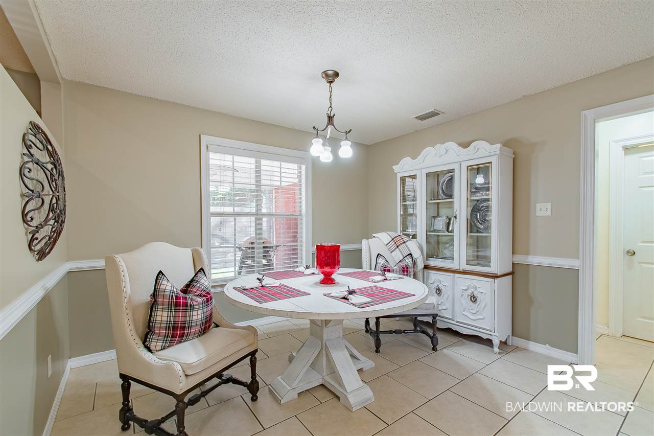 3695 Latigo Road Mobile, AL 36695 - Photo 22 of 47 Breakfast area