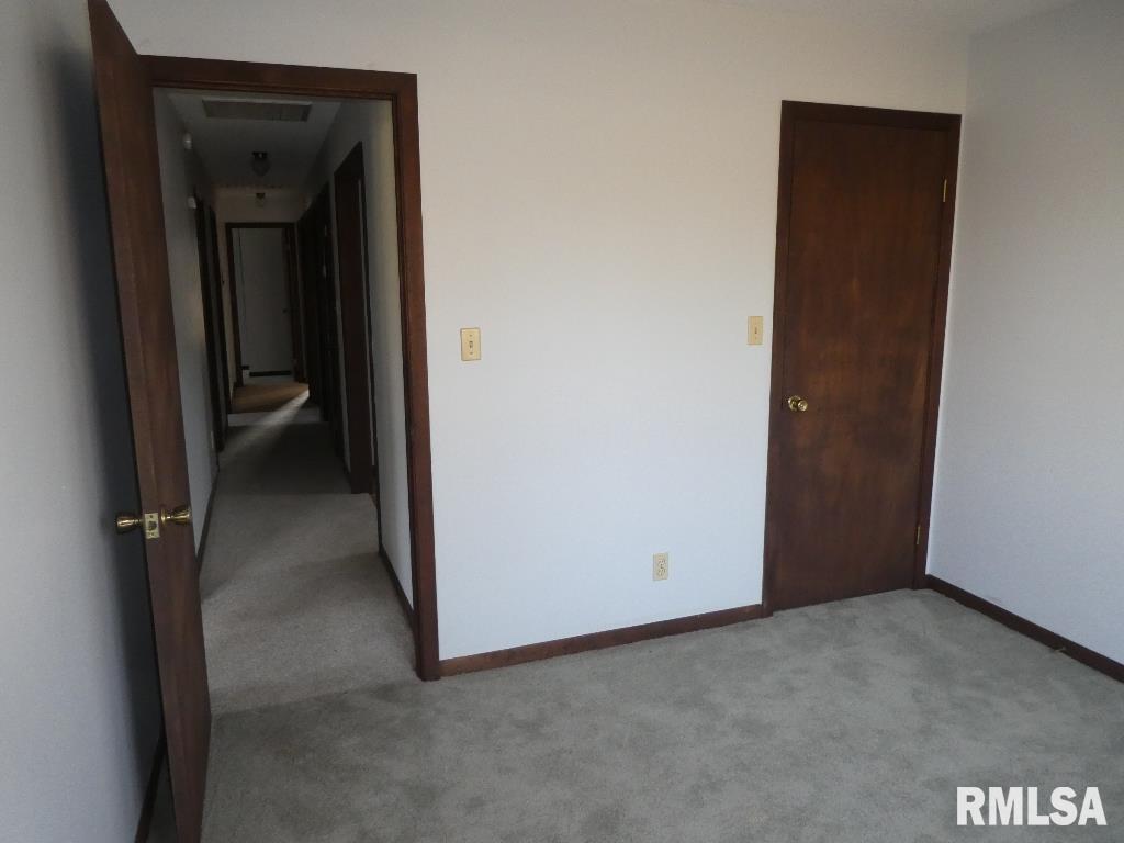 2714 Tozer Road Springfield, IL 62707 - Photo 18 of 30