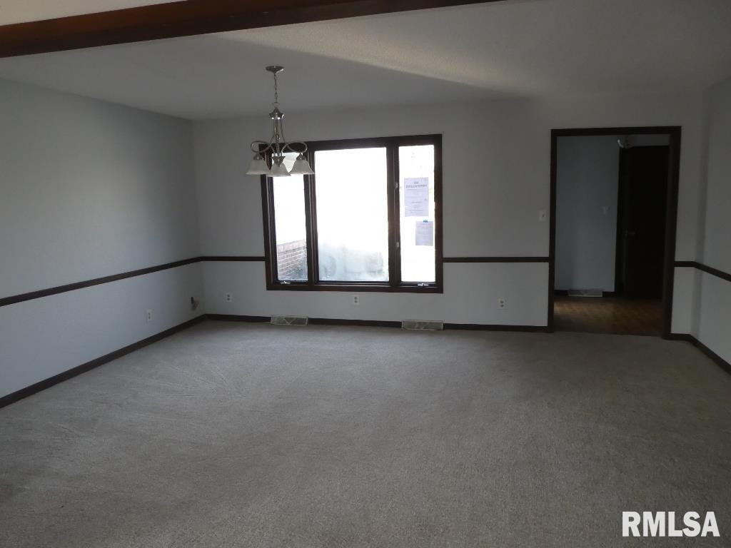2714 Tozer Road Springfield, IL 62707 - Photo 2 of 30