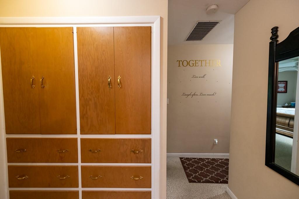 7111 Hoover Road Indianapolis, IN 46260 - Photo 13 of 29 Gallery Image 13