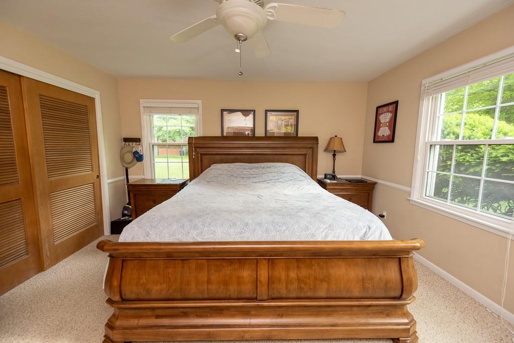 7111 Hoover Road Indianapolis, IN 46260 - Photo 17 of 29 Gallery Image 17