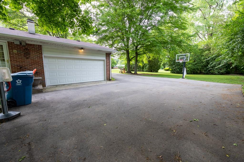 7111 Hoover Road Indianapolis, IN 46260 - Photo 29 of 29 Gallery Image 29