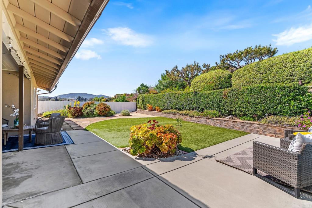 12376 Frontera Road San Diego, CA 92128 - Photo 21 of 35