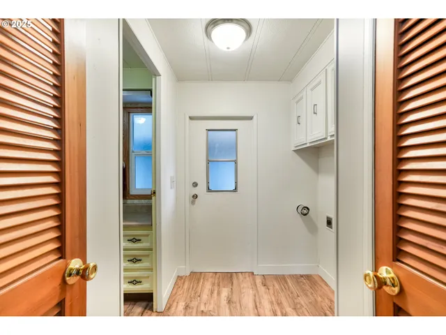 a view of bathroom with bathtub and shower
