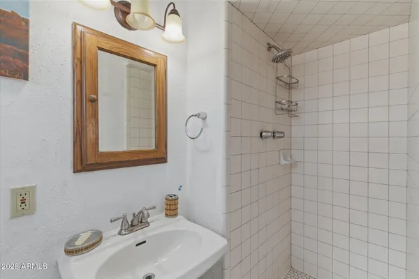 $499,000 | 940 East Berridge Lane, Phoenix, AZ 85014