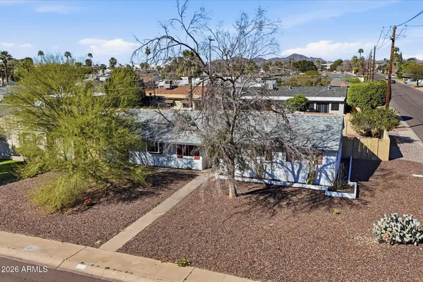 $499,000 | 940 East Berridge Lane, Phoenix, AZ 85014