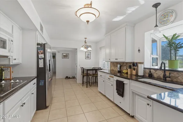 $499,000 | 940 East Berridge Lane, Phoenix, AZ 85014