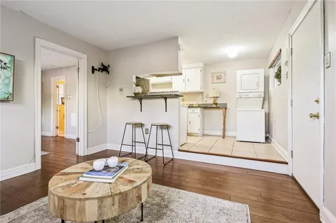 $199,900 | 718 Frenchmen Street, Unit 8, New Orleans, LA 70116