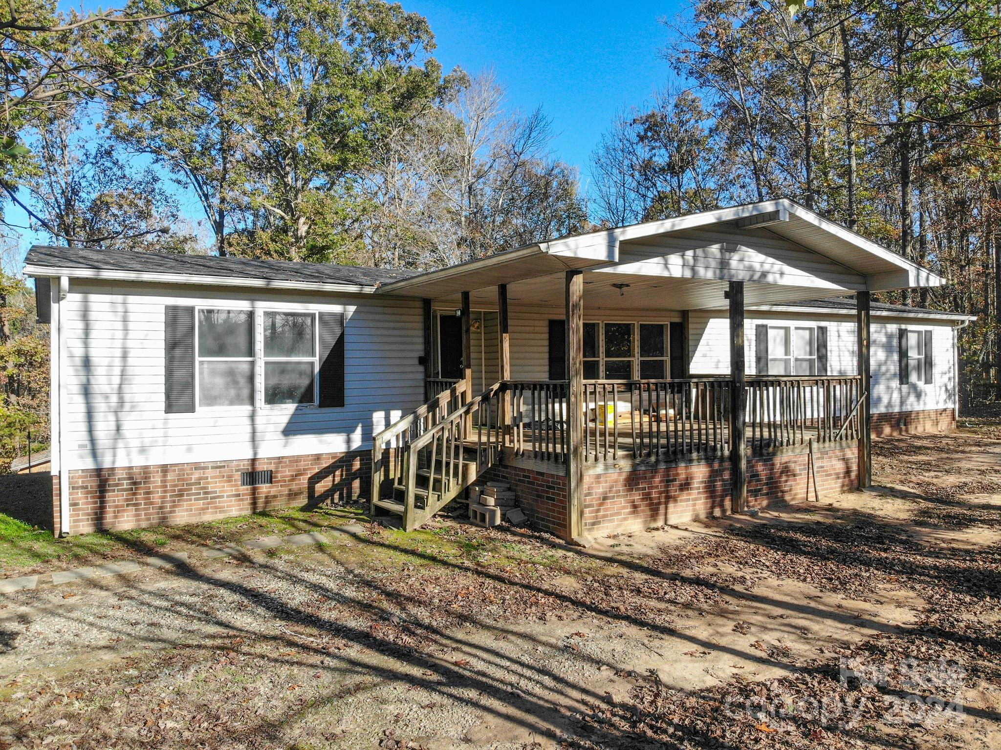 5107 Scott Road Morganton, NC 28655 - Photo 1 of 34