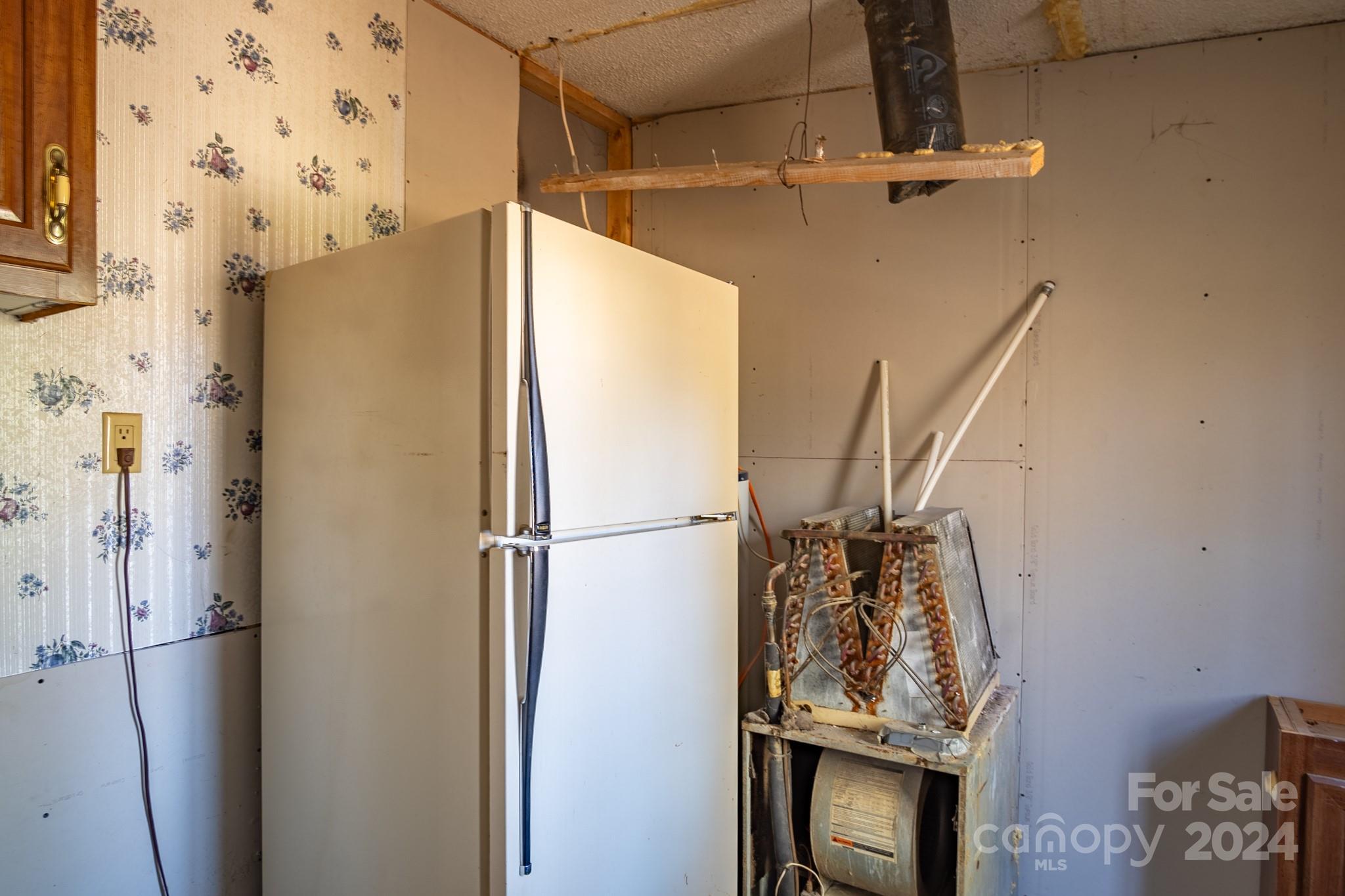 5107 Scott Road Morganton, NC 28655 - Photo 11 of 34