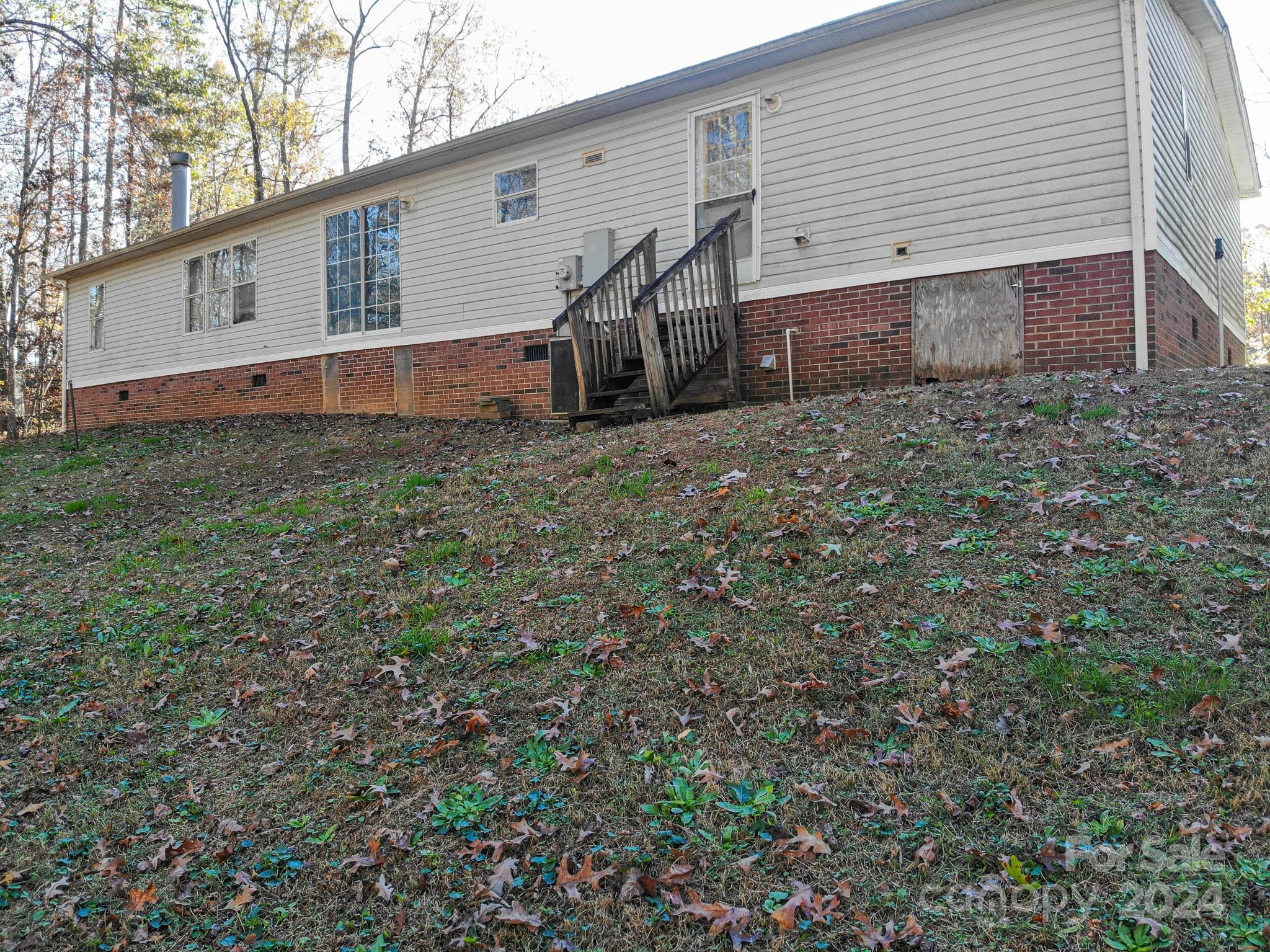 5107 Scott Road Morganton, NC 28655 - Photo 32 of 34