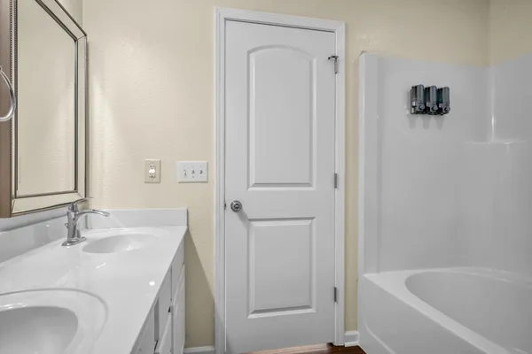 $413,900 | 504 Hunter Court, White Bluff, TN 37187