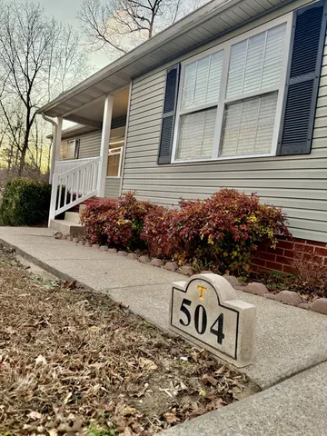 $413,900 | 504 Hunter Court, White Bluff, TN 37187