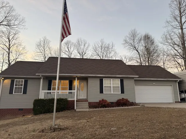 $413,900 | 504 Hunter Court, White Bluff, TN 37187
