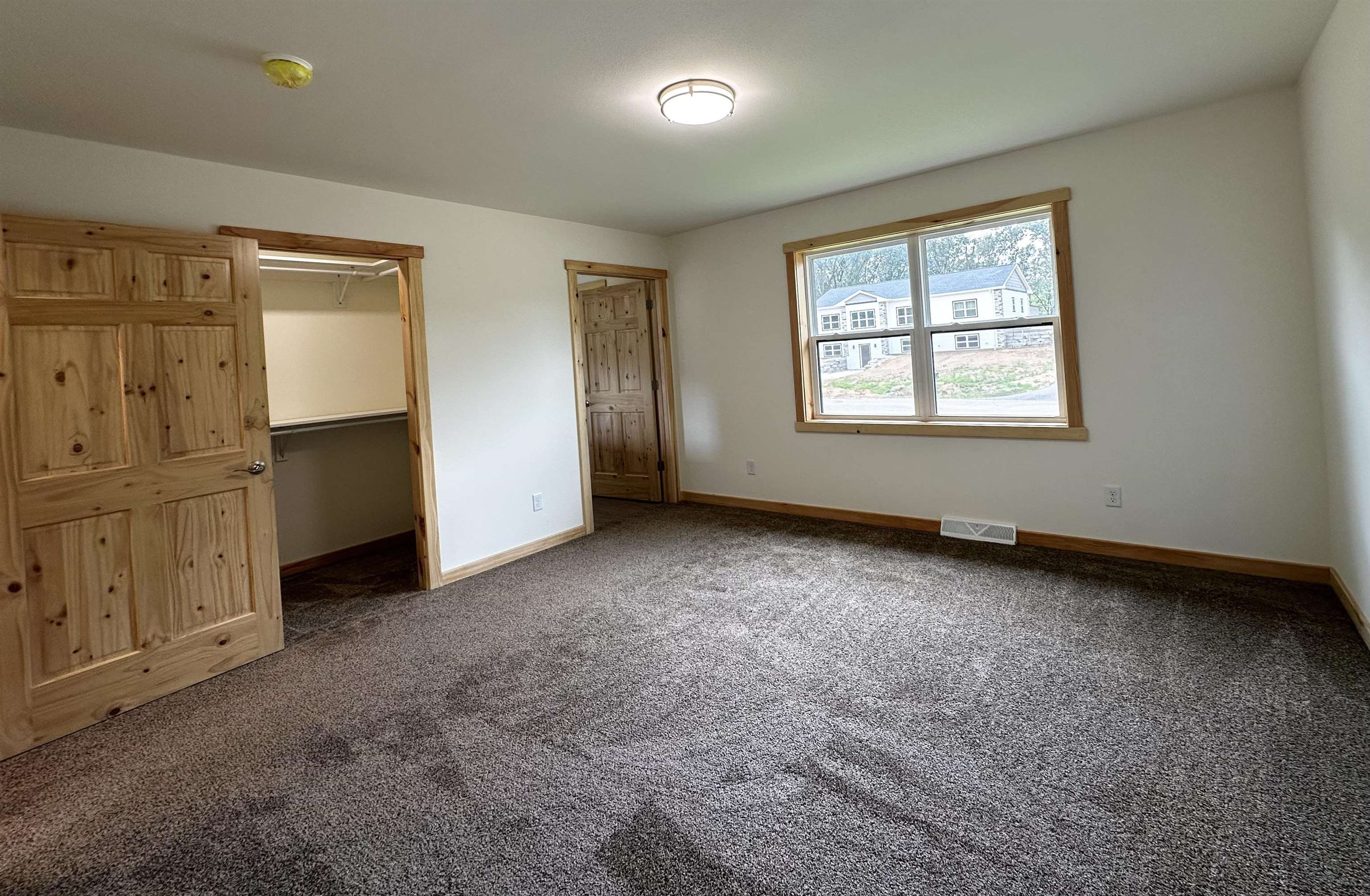 328 Brooke Montello, WI 53949 - Photo 7 of 19 Gallery Image 7