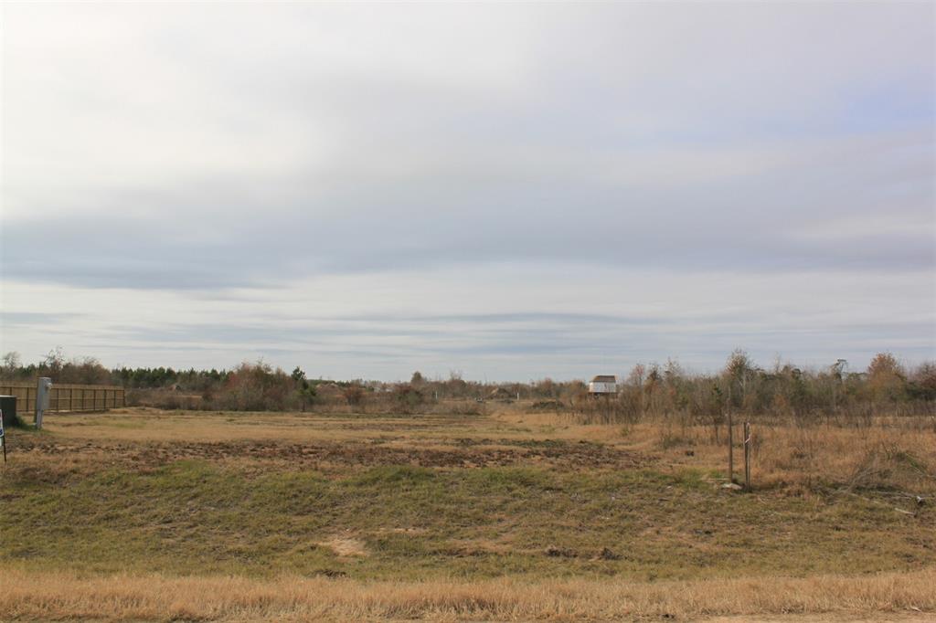 1305 Road 5702 Cleveland Tx  