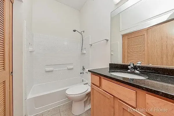 $2,500 | 1693 Town Center Street, Unit 1693, Aurora, IL 60504