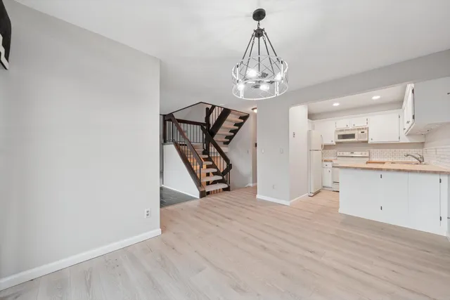 $250,000 | 1525 South Hill Boulevard, Bloomfield Hills, MI 48304