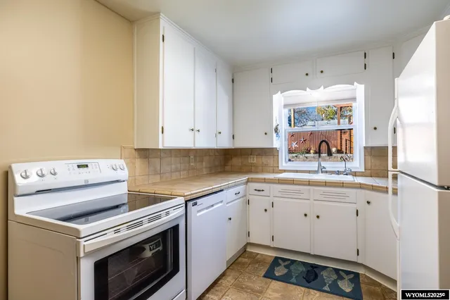 $285,000 | 2128 South Mitchell Street, Casper, WY 82601