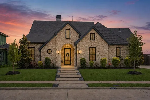 $975,000 | 1215 Chapel Drive, Rockwall, TX 75032